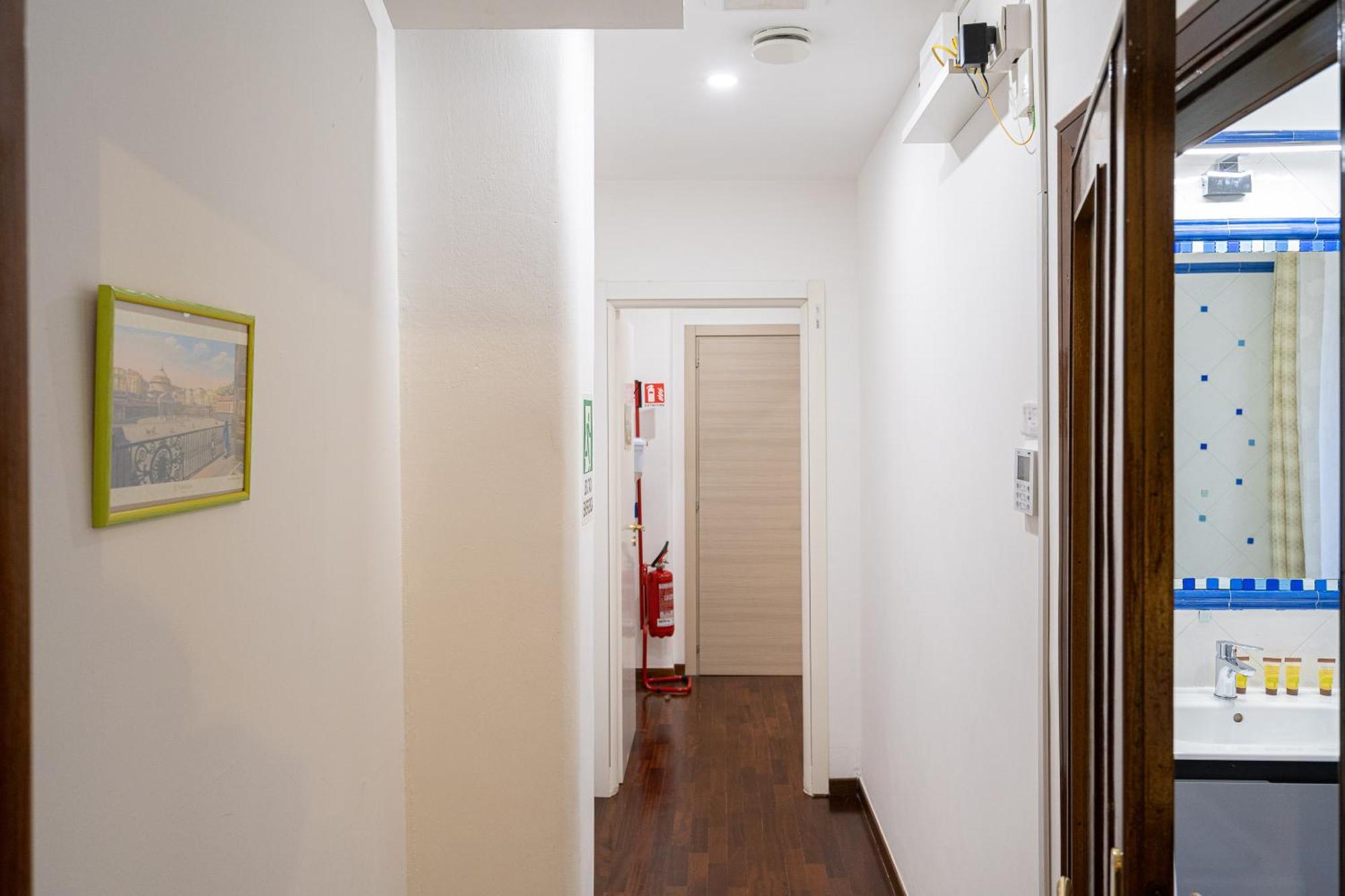 Exe Napoli Stadium Apartment Екстер'єр фото